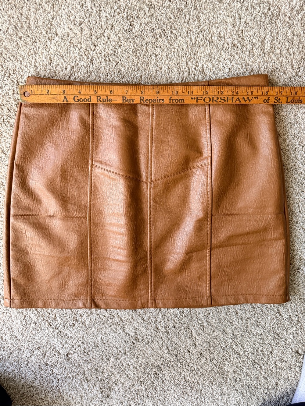 GT-0093 Bluivy Cognac Faux Leather Mini Skirt L Brown Paneled - Picture 2 of 5